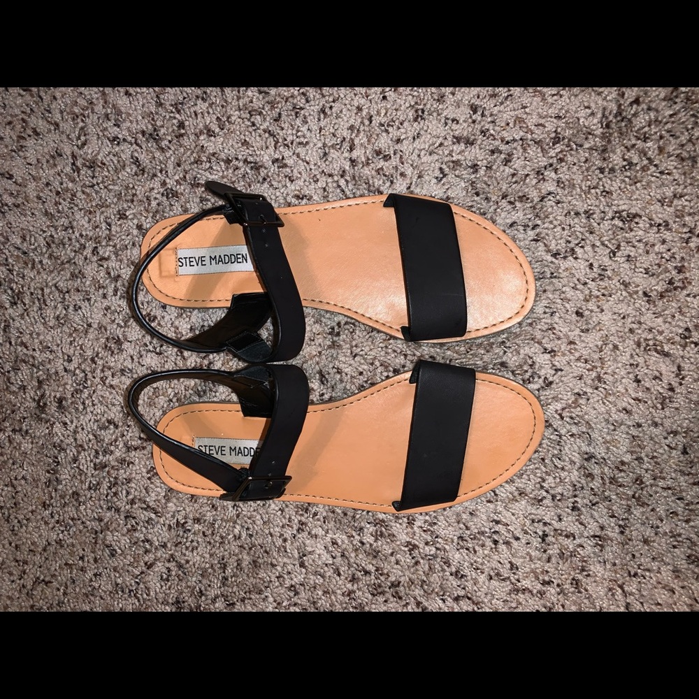 STEVE MADDEN BLACK DINA SANDAL